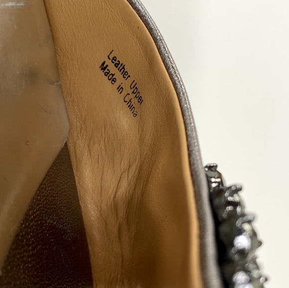 BADGLEY MISCHKA Silver Leather Peep Toe Heels Sz 10 - Picture 14 of 14